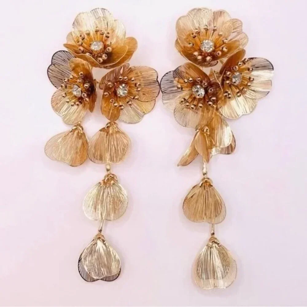 ✨ Zara Kate Middleton statement cascading floral earrings ✨ with GIFT BOX ✨💕💕 - Picture 3 of 11